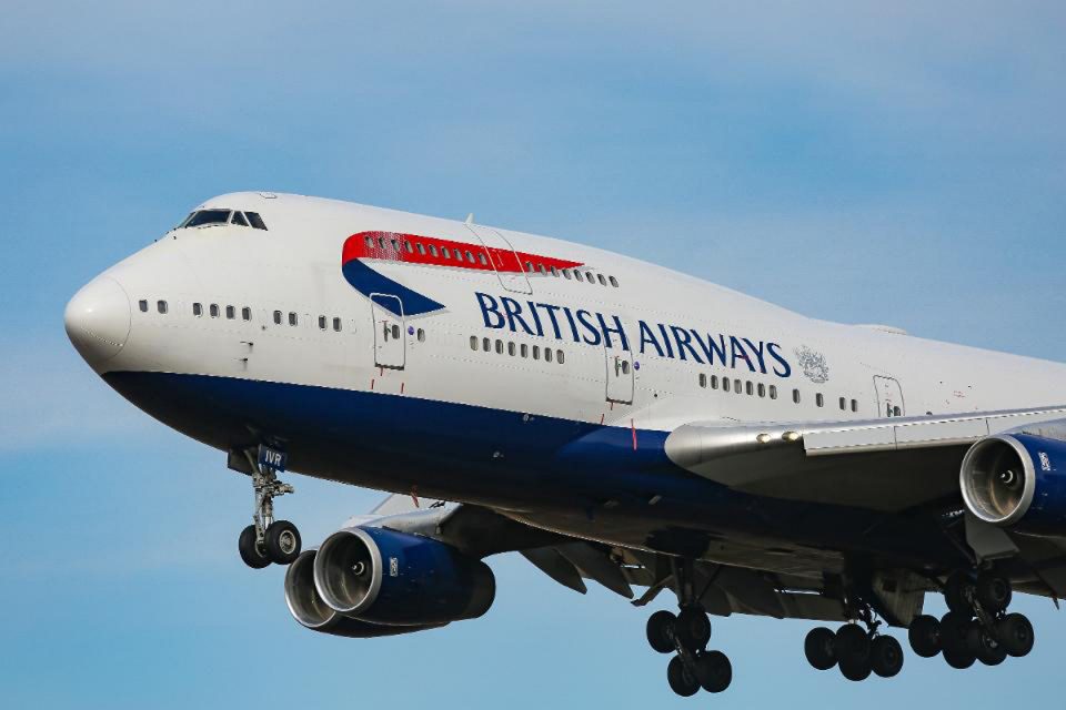 UK Govt announces 3 more charter flights for British travellers in Nigeria