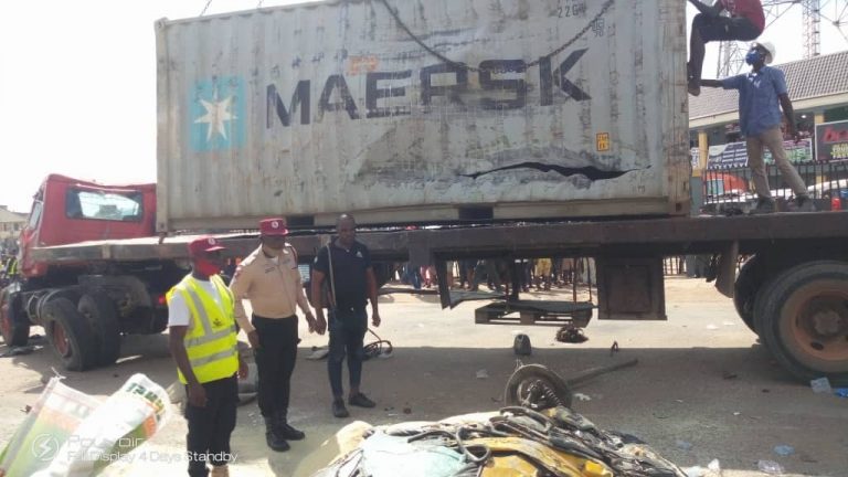 6 die as container falls on vehicles in Anambra