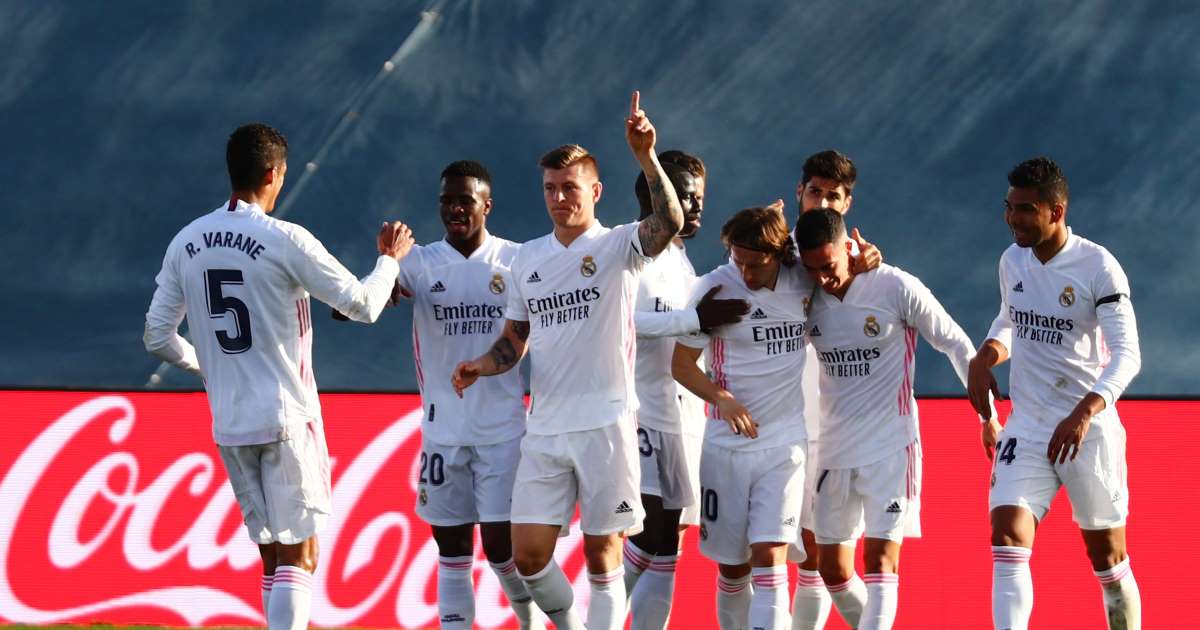 Real Madrid ease to victory over lacklustre Valencia