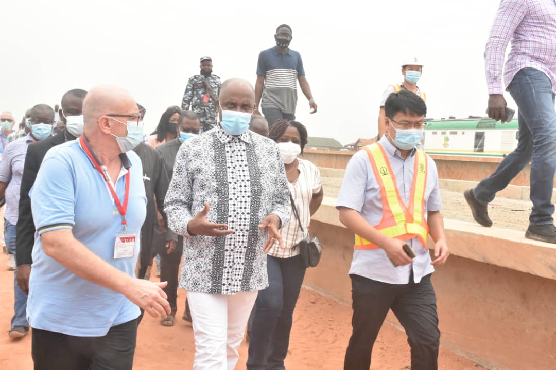 Amaechi, others inspect Apapa port to ascertain Lagos-Ibadan rail completion
