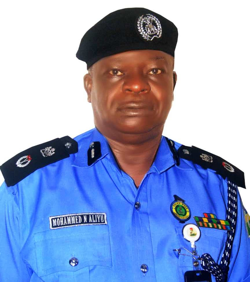 Enugu checkpoints: At least, 2 Policemen, 1 civilian feared dead, vehicle, burnt