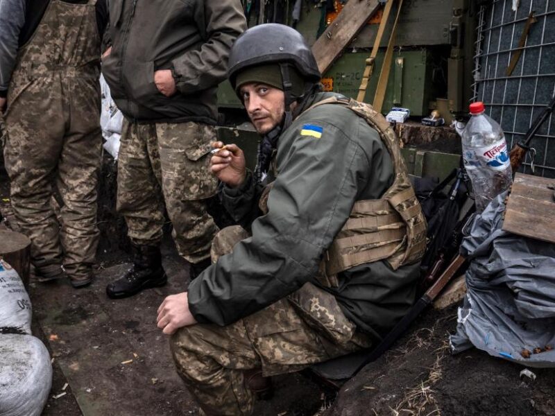 Civilians flee eastern Ukraine ahead of new Russian offensive