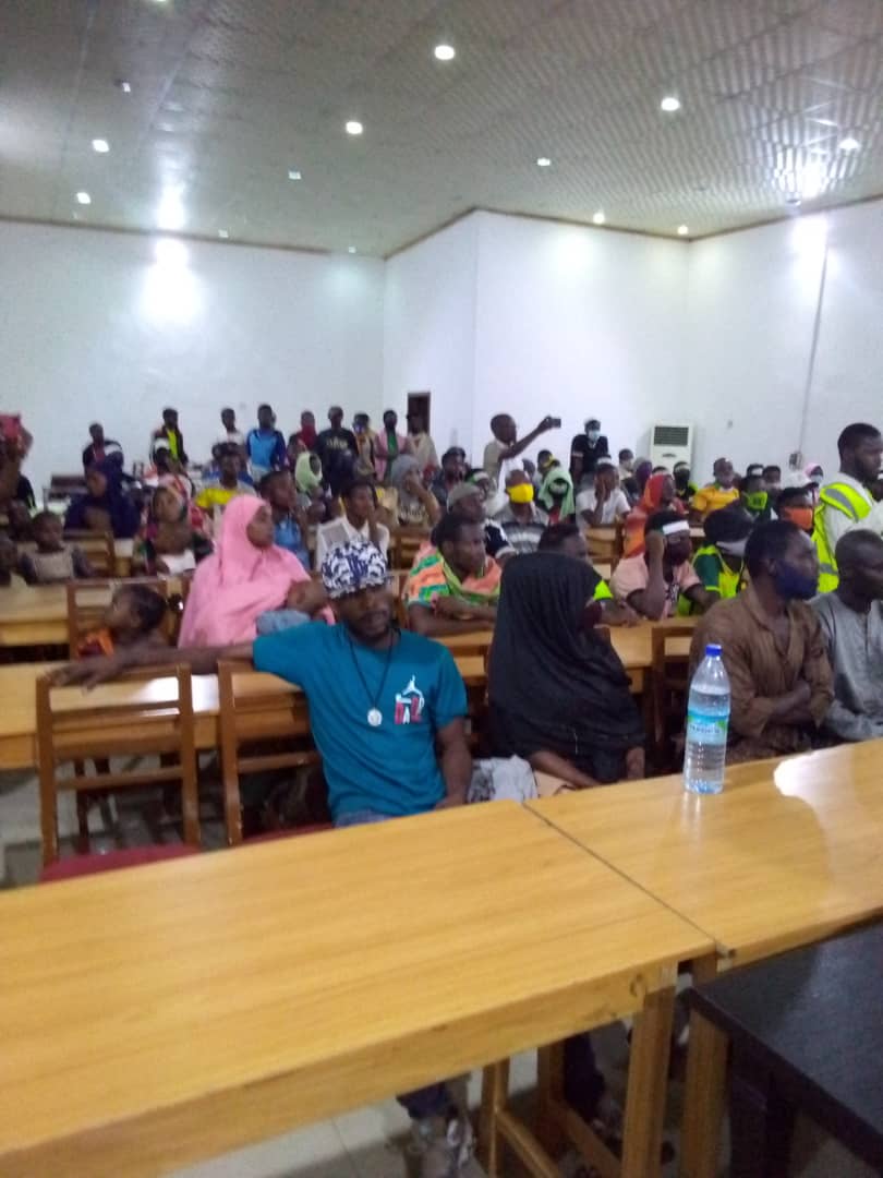 NEMA receives 98 stranded Nigerians from Niger Republic
