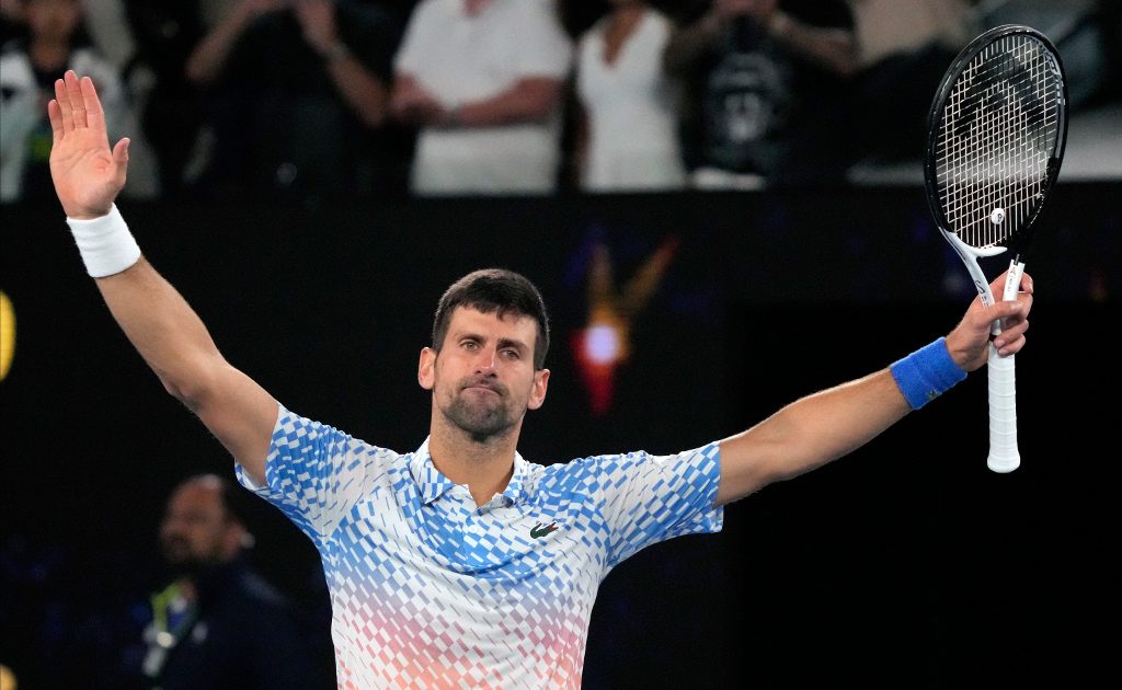Djokovic reaches Australian Open semi-finals, Paul also through