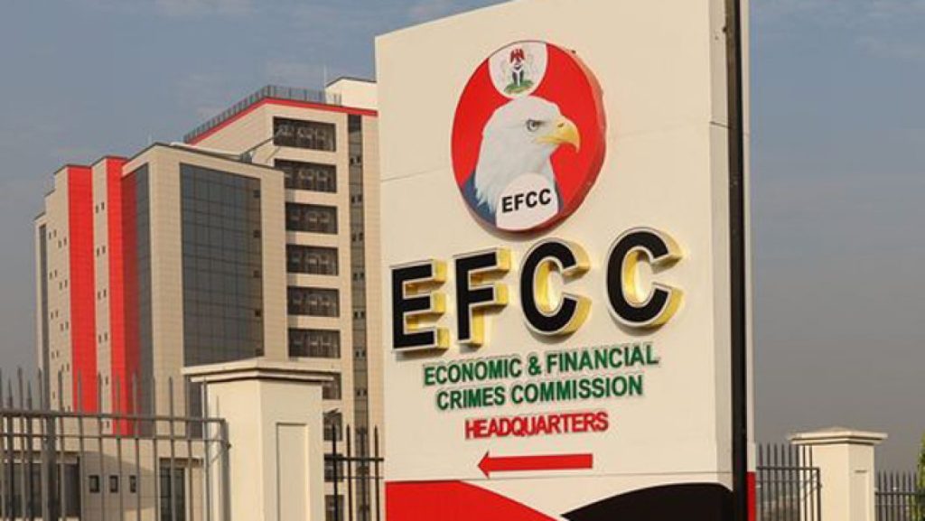 EFCC arrests 23 suspected internet fraudsters in Enugu
