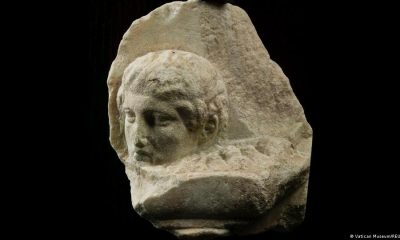 Vatican returns Parthenon fragments to Greece