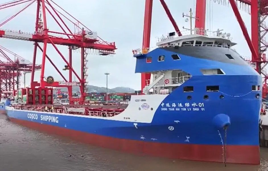 China Launches World’s Largest Fully Electric Container Ship – Maritime ...